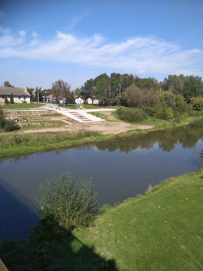 Gdow Riverside Apartments And Tours Εξωτερικό φωτογραφία